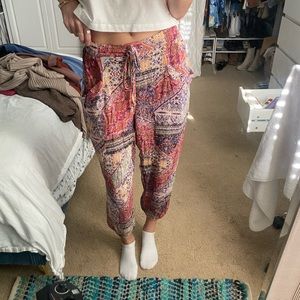 Mystree Patterned Flowy Pants